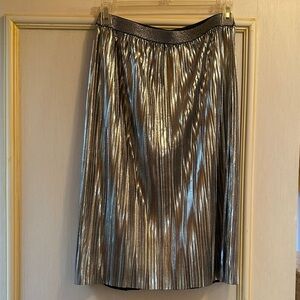 Metallic Silver Pleated Skirt